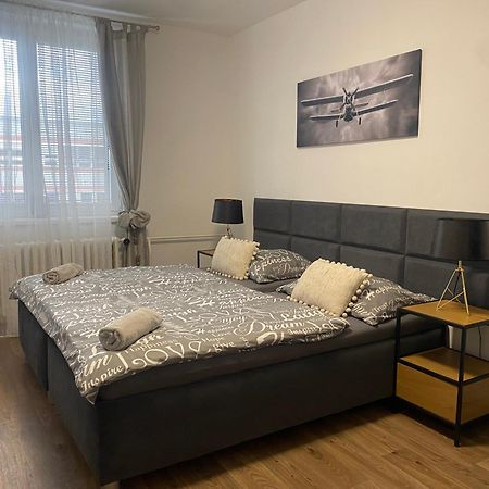 Cerna Ruze - Apartman 3 Plzen Exterior photo