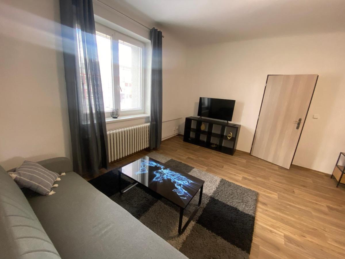 Cerna Ruze - Apartman 3 Plzen Exterior photo
