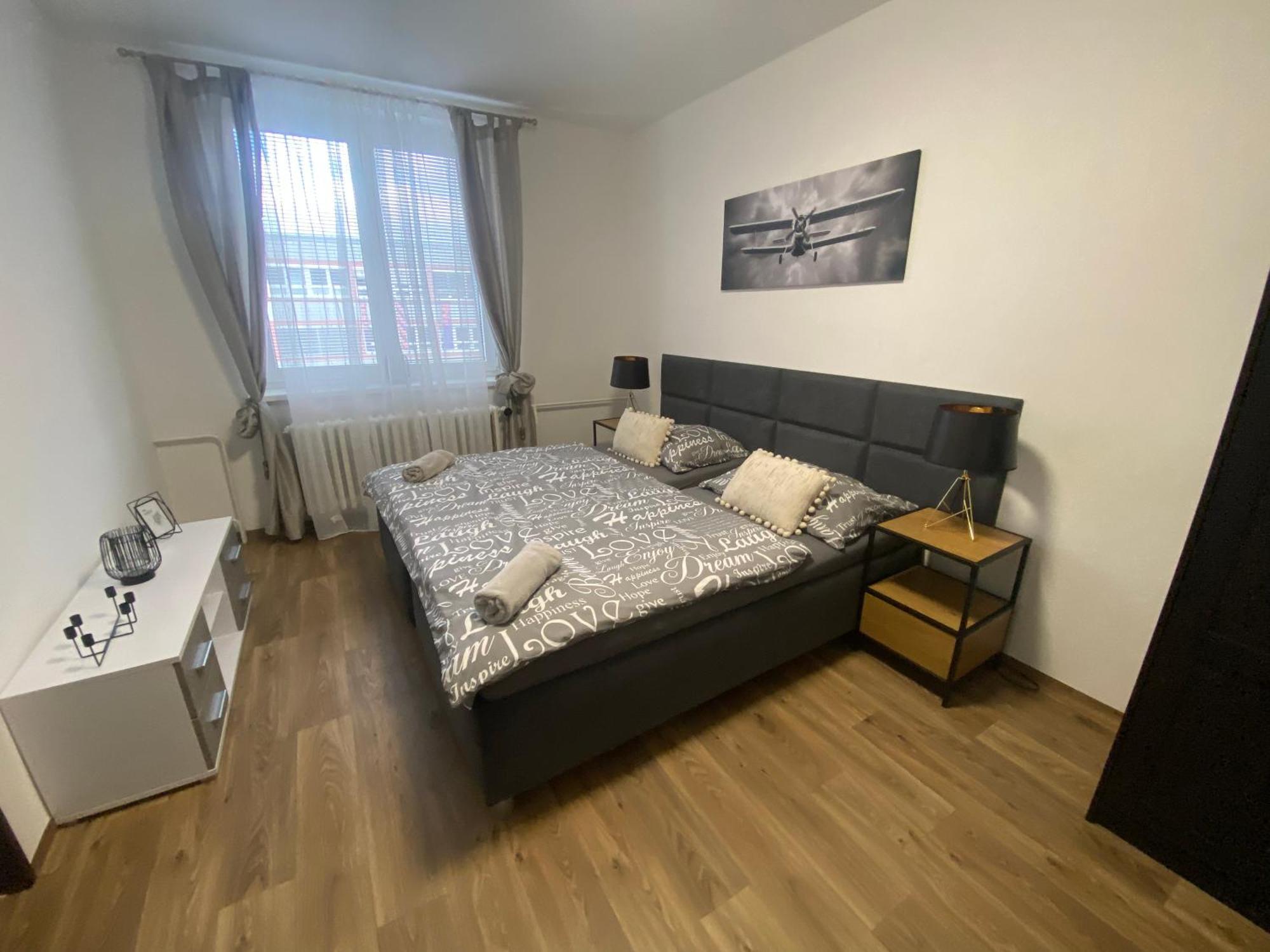 Cerna Ruze - Apartman 3 Plzen Exterior photo